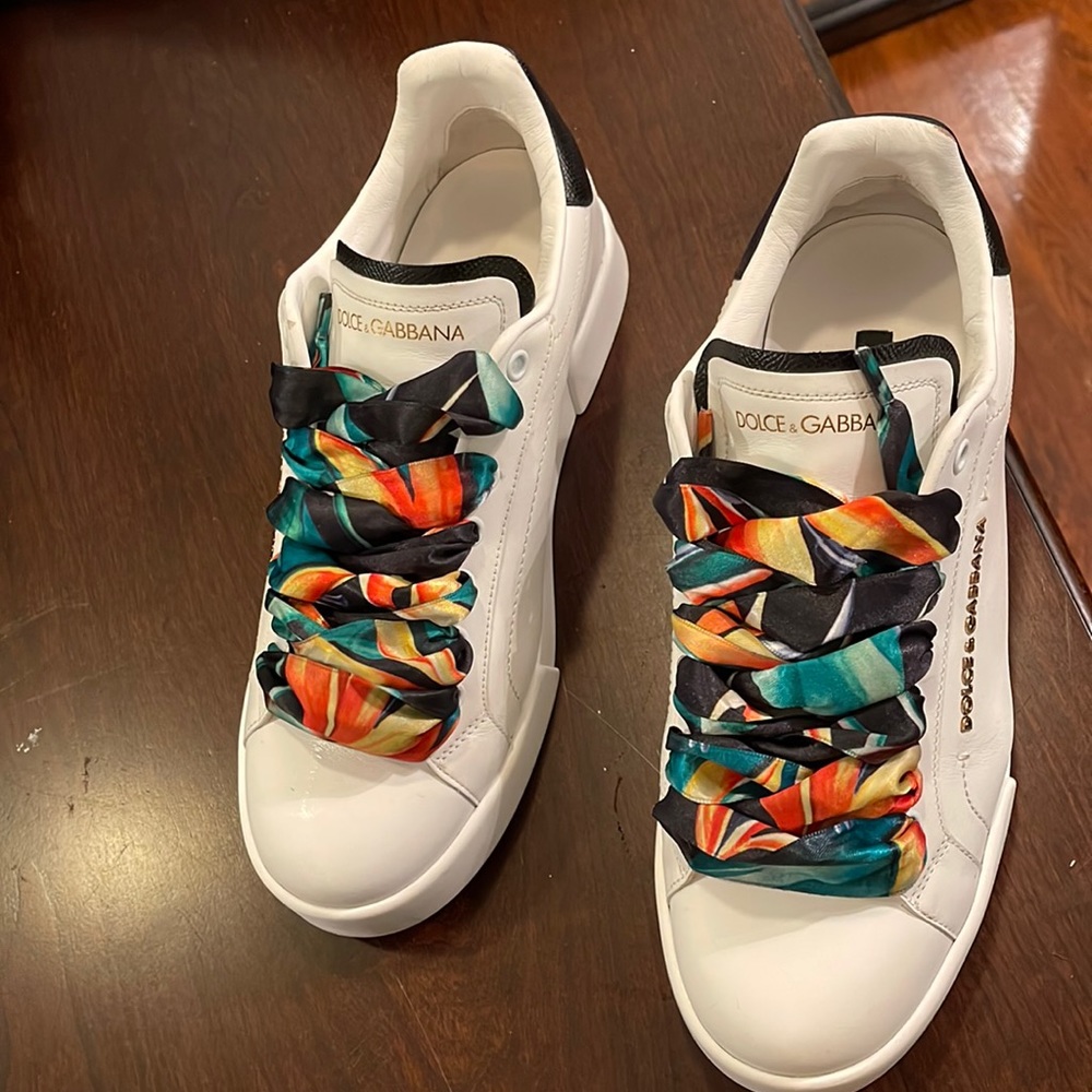 DOLCE&GABBANA
Portofino Floral Scarf Leather Sneakers
Bianco Nero , 40.5 (10.5)